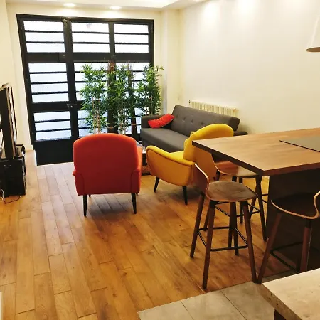 3 Double Bedrooms In Montmartre Near Subway Ac * Parigi