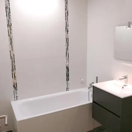 3 Double Bedrooms In Montmartre Near Subway Ac Appartamento *