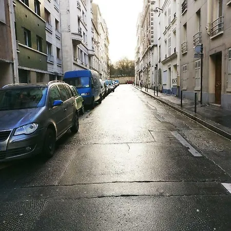 3 Double Bedrooms In Montmartre Near Subway Ac Parigi